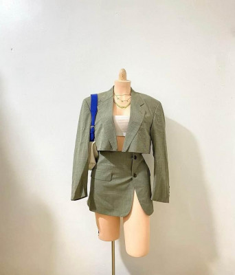 Vintage olive green blazer skirt set coordinates