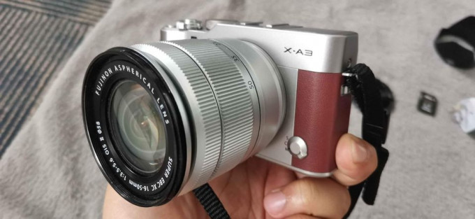 FUJIFILM XA3
