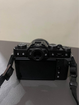 FUJIFILM X-T30