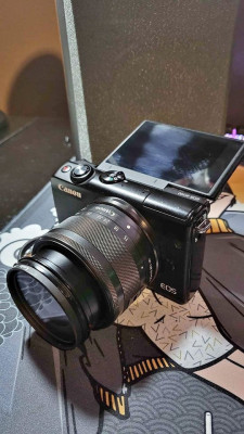 [Selling] Canon EOS M100 w/ 2 Lenses