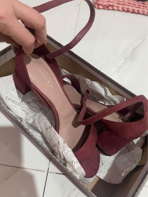 Charles And Keith Sandals Preloved