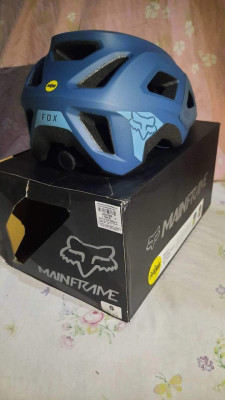 FOR SALE: ORIGINAL FOX RACING MAINFRAME HELMET MIPS (BRAND NEW) SIZE Small‼️