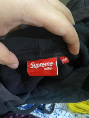 RARE SUPREME HOODIE