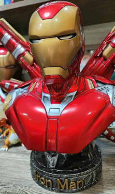 IRON MAN MARK 85 RESIN BUST 44CM
