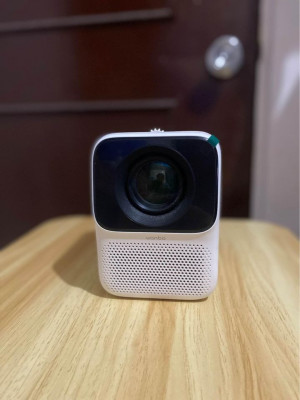 [Used] Wanbo T2 Max Smart Projector