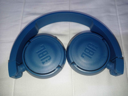 For sale jbl T450BT