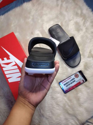 NIKE AIRMAX CIRRO SLIDES
