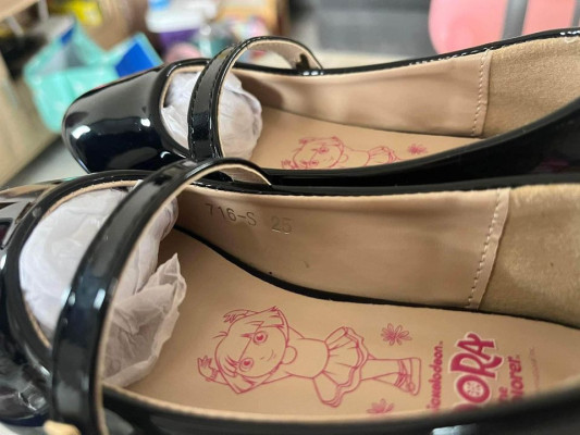 Blackshoes for Kids (Dora Brand)