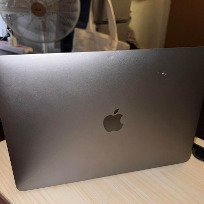 Macbook Pro 2017 13” 121gb ssd