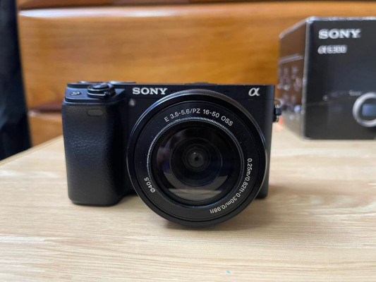 Sony A6300 with Sony 16-50mm Lens - (Low shutter count with box)