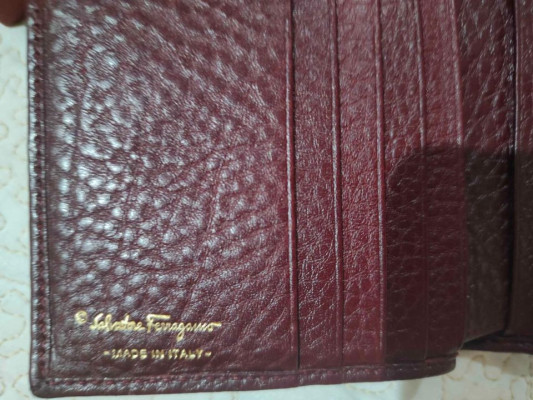 Salvatore Ferragamo Wallet 💯 Original