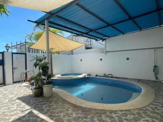 House For Sale in Greenwoods Exec Village Pasig