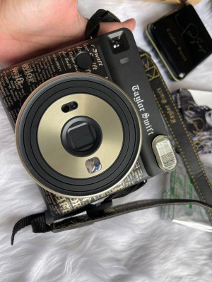 Instax SQ6 Taylor Swift edition