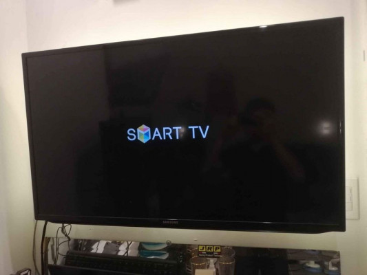 Samsung smart TV 42"