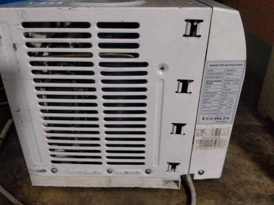 EVEREST AIRCON MANUAL