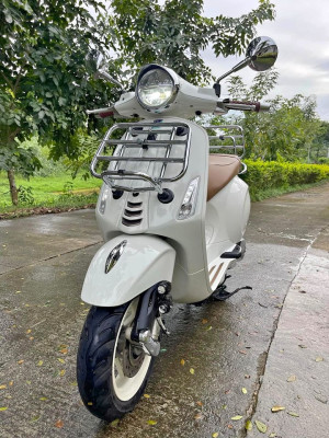 Vespa Primavera Orig Picnic edition 2021