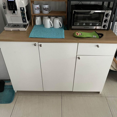 Ikea Knoxhult Cabinet