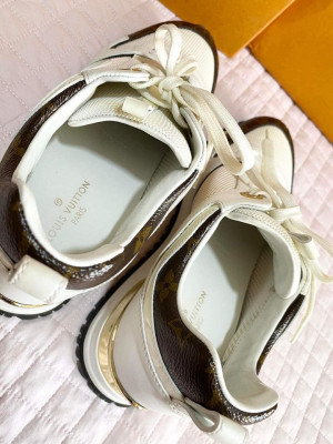 authentic Louis Vuitton shoes