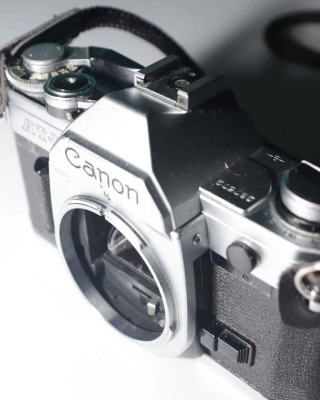 CANON AT-1 FILM CAM BODY