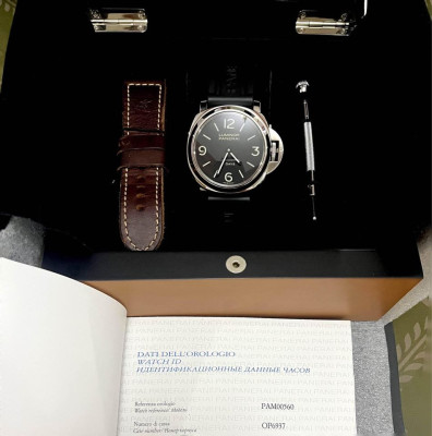 Panerai Luminor PAM560