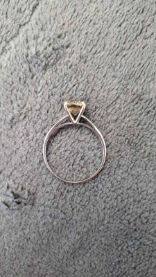 1 carat diamond solitaire ring