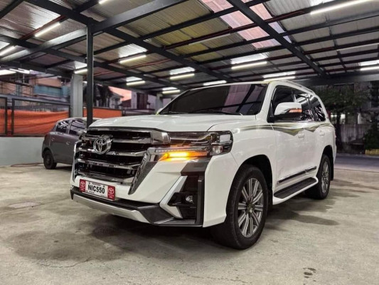 2010 Toyota landcruiser