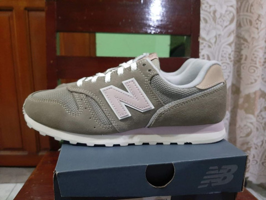 Womens new balance 373