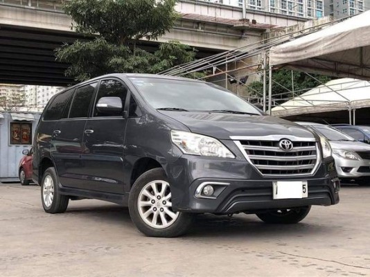 2015 Toyota Innova 2.0 Gas V A/T