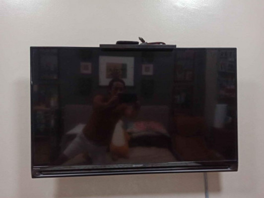40 inch TV Sharp Aquos