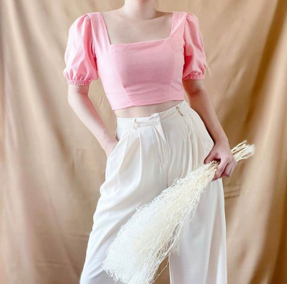 Flamingo pink puff sleeves