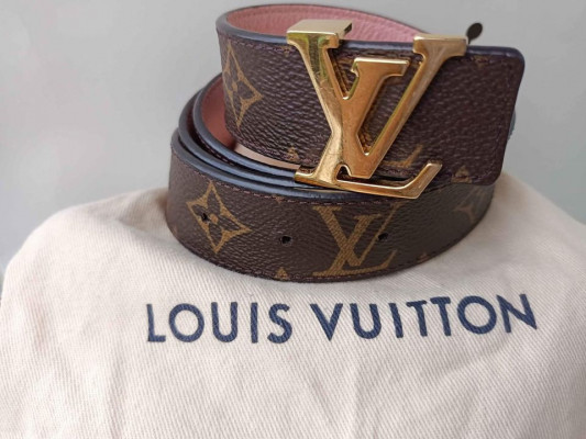 Authentic LV Belt complete inclusions