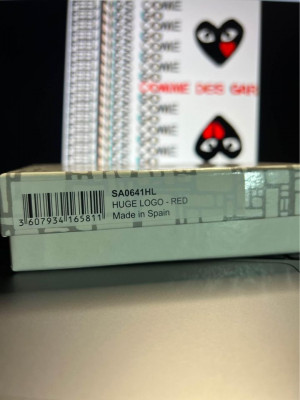 Comme des Garçon Wallet Red