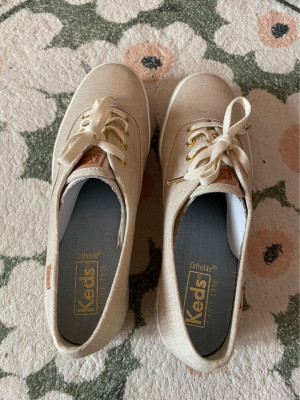 Keds