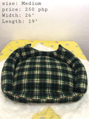 PET BEDS FOR CATS AND DOGS