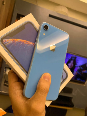 Iphone xr 64gb factory unlocked