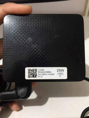 Samsung F24T350FHE Bezel less 24" IPS monitor