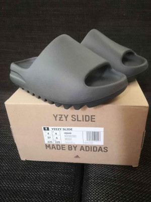 For Sale 💯% Authentic Yeezy Slide