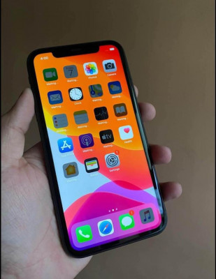 iphone 11 globe lock 128gig