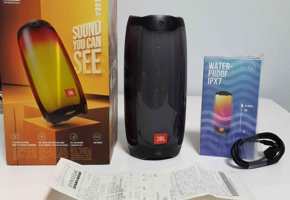 For sale : JBL Pulse 4