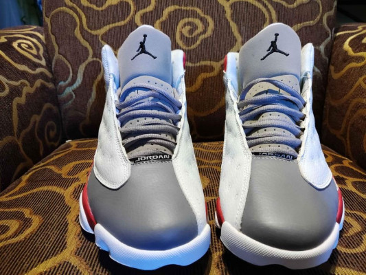 Air Jordan 13 Retro Grey Toe