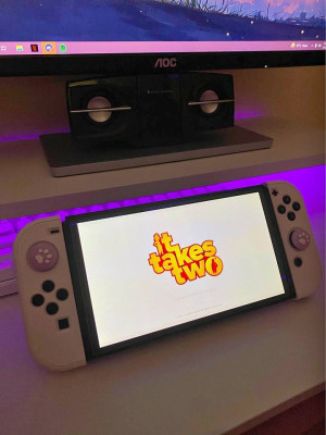 It takes two (nintendo switch)