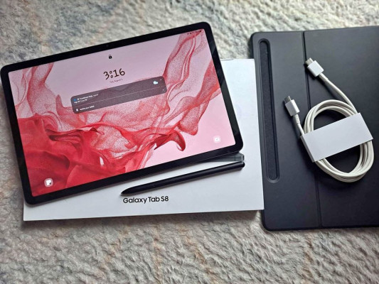 Samsung s8 5G tablet 128