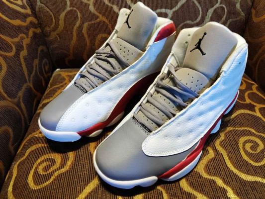 Air Jordan 13 Retro Grey Toe