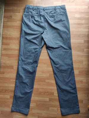 UNIQLO Chino Pants Dark Grey size 32