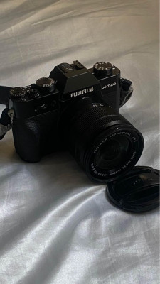 Fujifilm XT20 Mirrorless black kit lens 16-50mm