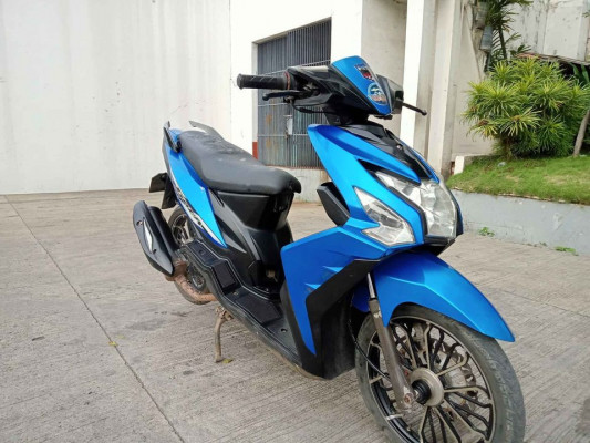 2020 Scooter rusi