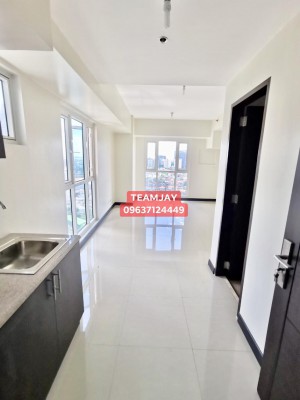 STUDIO AND 2 BEDROOM IN AXIS RESIDENCES - Rent to Own