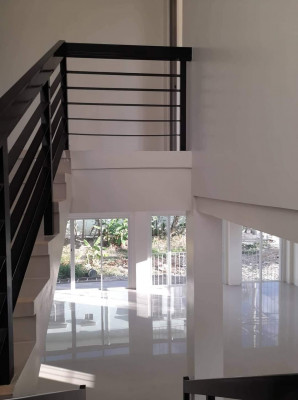 HOUSE AND LOT FOR SALE!!!