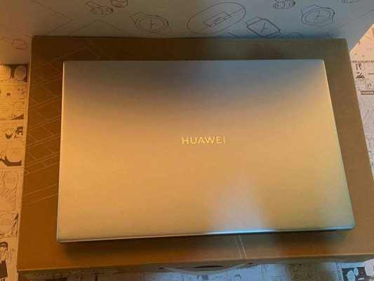 LAPTOP FOR SALE HUAWEI MATEBOOK D14