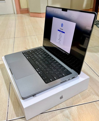 Macbook Pro M2 14" (2023) Space Gray